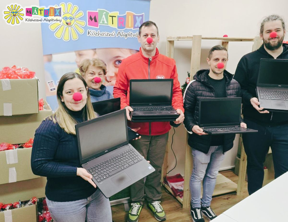 Számítógép adomány - gyermekek támogatása