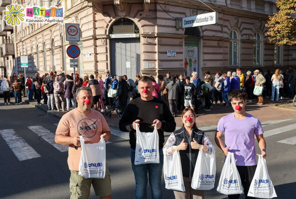 Alapítványi önkéntes csapat, élelmiszerosztás